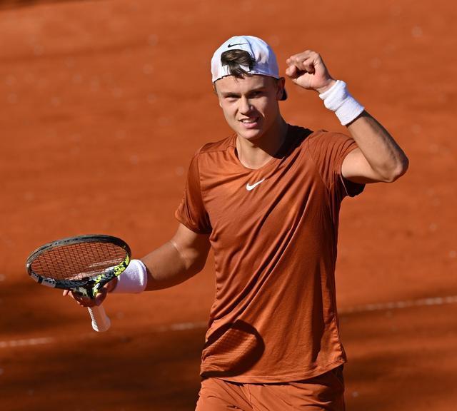 球队正式官 球队正式官